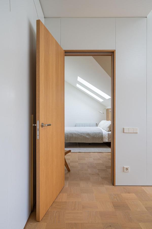 Bright Designer Apartment In City Centre Riga Exterior foto